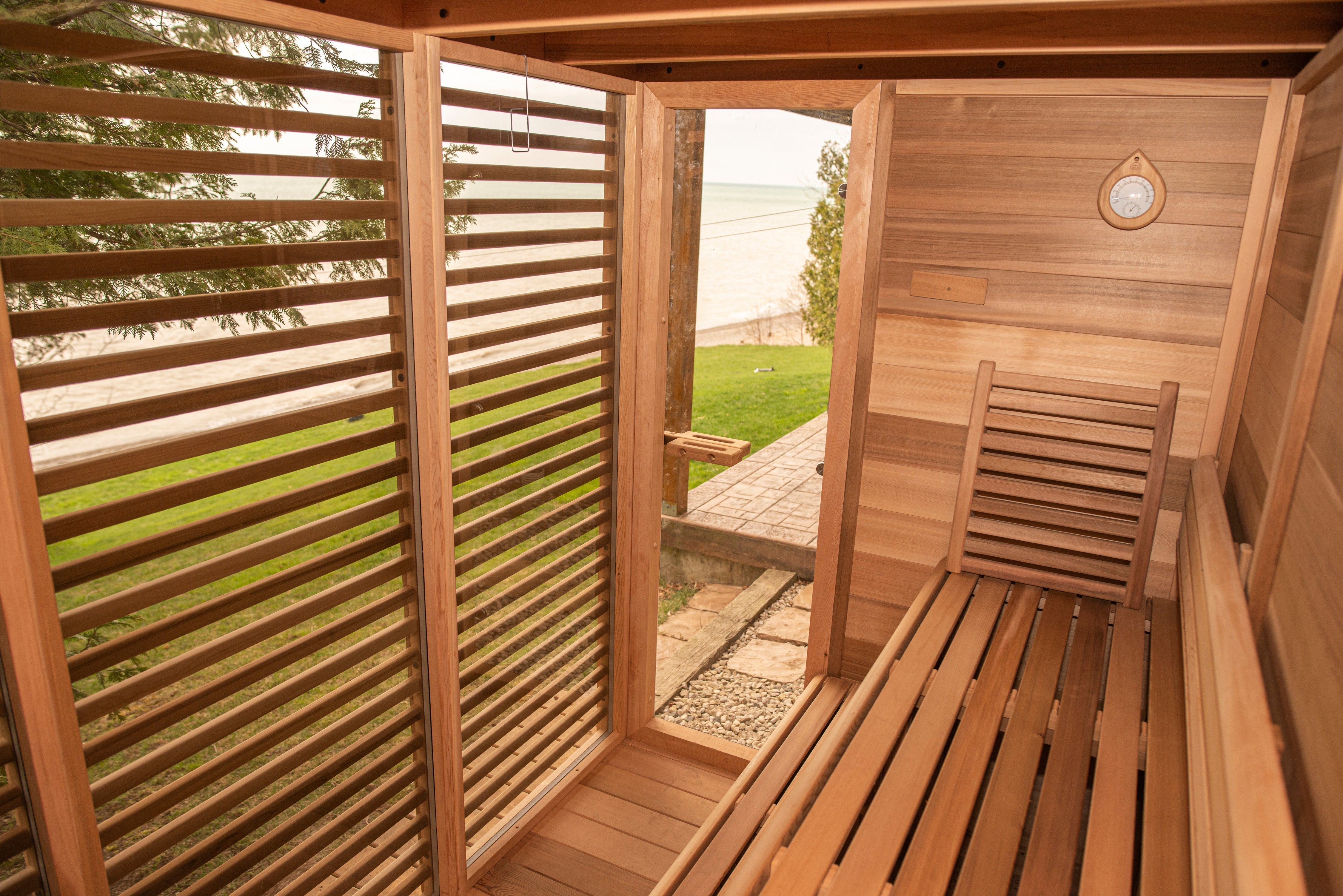 Outdoor Pure Cube Sauna